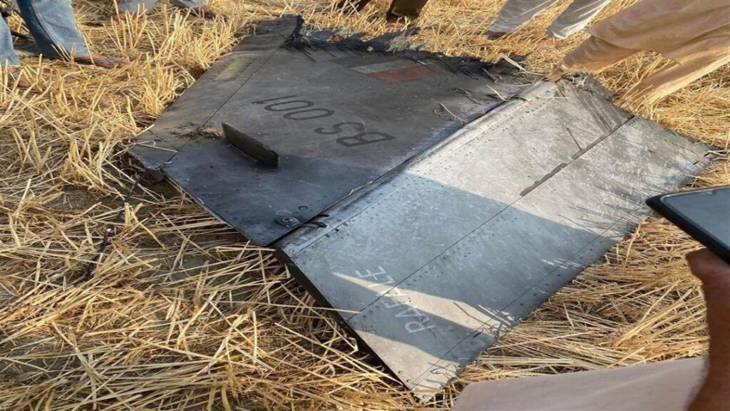 tail-section-of-downed-india-rafale-jet-1024x576-1 Chengdu Aircraft Corporation